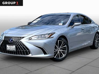 Certified 2022 Lexus ES 300h w/ Premium Package