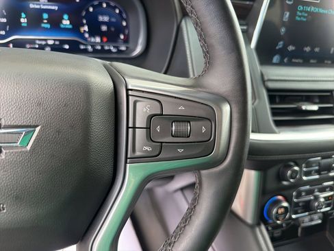 Used 2023 Chevrolet Tahoe Z71 w/ Z71 Off-Road Package AWD/4WD image 19