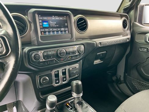 Certified 2018 Jeep Wrangler Sport AWD/4WD image 22