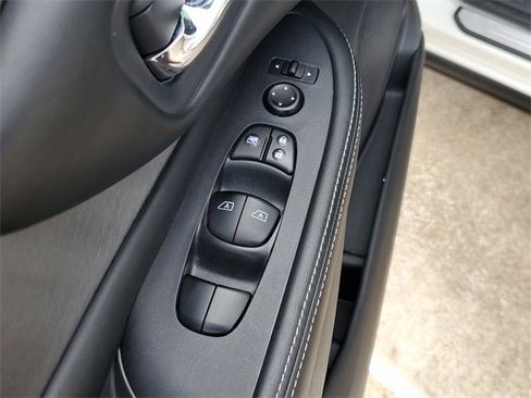 Used 2020 Nissan Murano S w/ Technology Package image 17