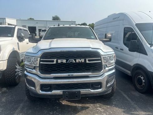 Used 2023 RAM 2500 Tradesman AWD/4WD image 2