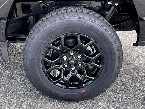 New 2026 Ford F150 XLT w/ FX4 Off-Road Package AWD/4WD image 11