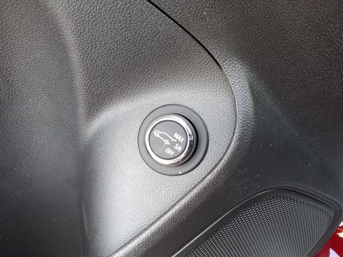 Certified 2023 Buick Encore GX Select w/ Sport Touring Package image 35