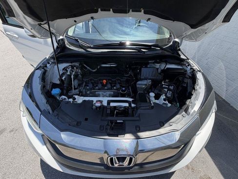 Used 2020 Honda HR-V LX image 6