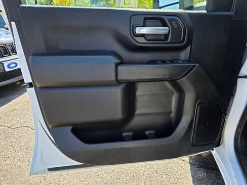 Used 2024 Chevrolet Silverado 2500 Custom w/ Custom Convenience Package AWD/4WD image 19