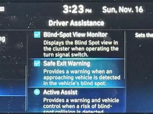 Used 2024 Hyundai Tucson Limited image 37