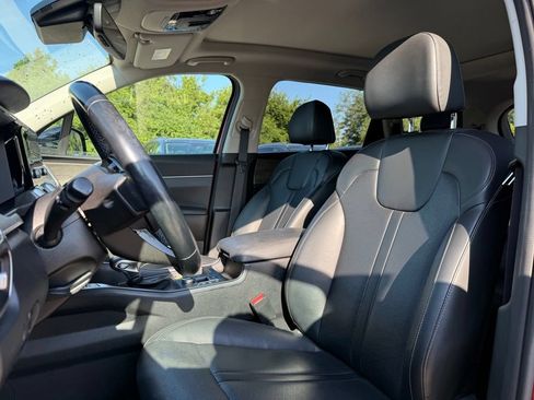 Used 2021 Kia Sorento EX w/ Panoramic Sunroof Package AWD/4WD image 7
