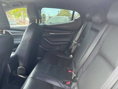 Used 2020 MAZDA MAZDA3 Hatchback w/ Premium Package FWD image 12