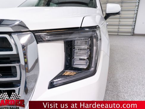 Used 2022 GMC Yukon SLT w/ SLT Luxury Package image 8
