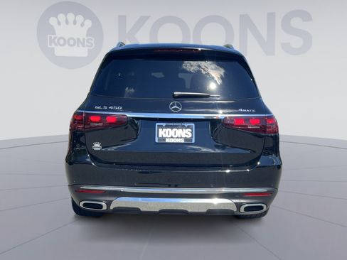 Used 2025 Mercedes-Benz GLS 450 4MATIC image 10