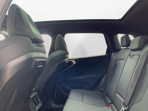 Certified 2025 BMW X3 xDrive30i w/ Premium Package image 13