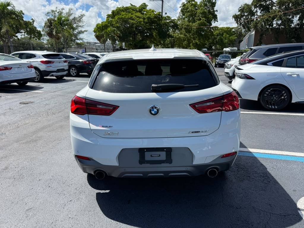 Used 2018 BMW X2 xDrive28i w/ M SportX Package AWD/4WD image 4