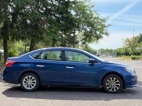 Used 2019 Nissan Sentra SV FWD image 6