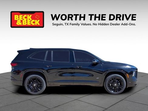 New 2026 Buick Enclave Sport Touring w/ Power Package image 4