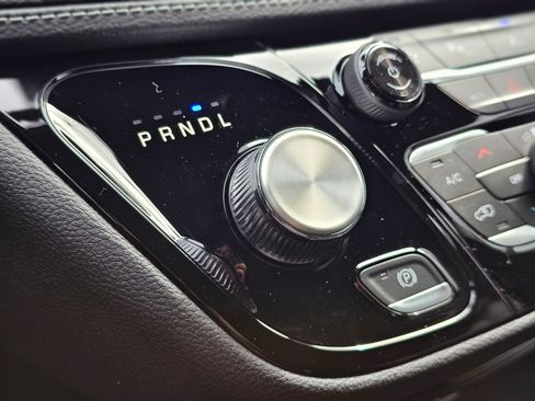 New 2026 Chrysler Pacifica Select FWD image 15