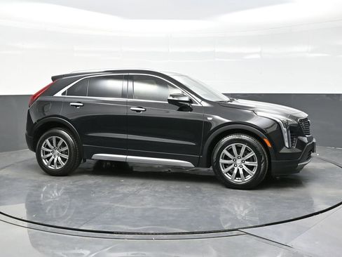 Certified 2022 Cadillac XT4 Premium Luxury w/ Enhanced Visibility Package image 8