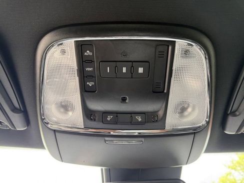 Used 2023 Dodge Charger Scat Pack w/ Plus Group RWD image 27