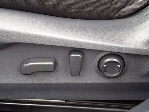 Certified 2025 Subaru Outback Premium image 16