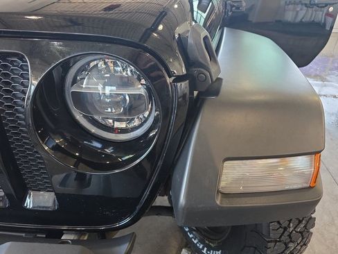 Used 2021 Jeep Wrangler Unlimited Sport image 30