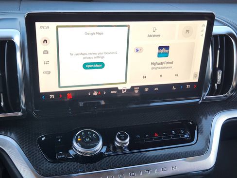 New 2026 Ford Expedition Platinum w/ Stealth Appearance Package image 17