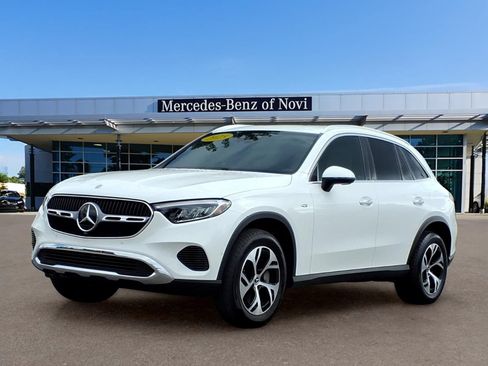 Certified 2025 Mercedes-Benz GLC 350e 4MATIC image 1