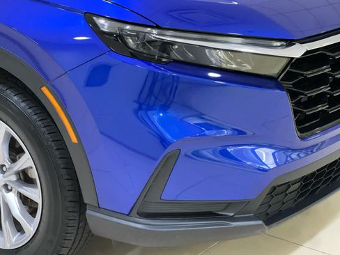 Used 2023 Honda CR-V EX image 2
