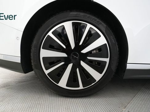 Used 2023 Lucid Air Touring image 22