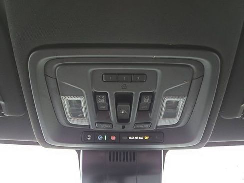 Used 2025 GMC Sierra 3500 AT4 w/ AT4 Premium Plus Package image 36