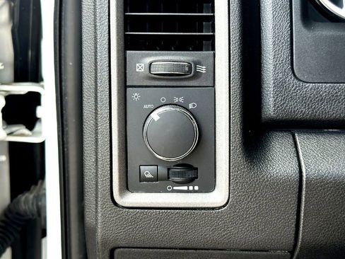 Used 2021 RAM 1500 Tradesman RWD image 17