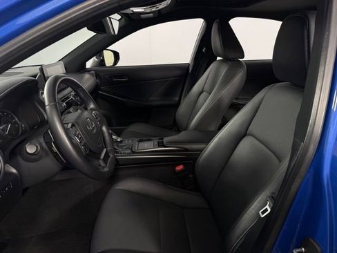 Used 2023 Lexus IS 300 w/ Comfort Package image 14