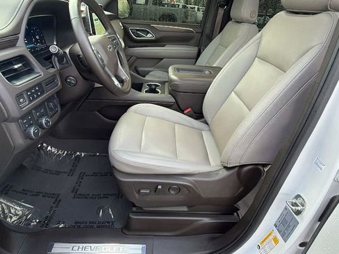 Used 2023 Chevrolet Tahoe Z71 w/ Luxury Package image 13