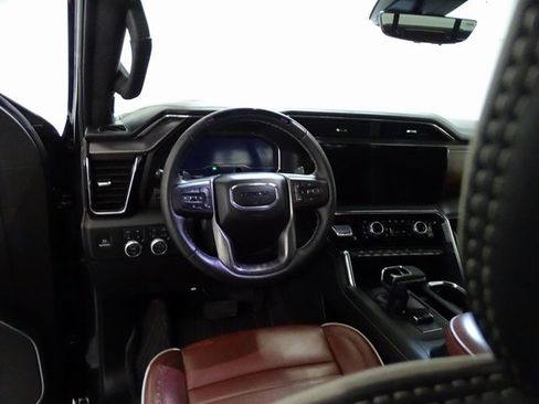 Certified 2025 GMC Sierra 1500 Denali Ultimate image 5