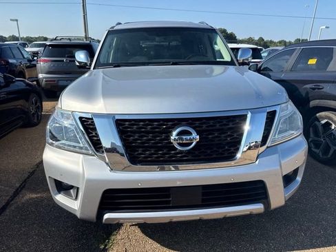 Used 2017 Nissan Armada SL w/ Interior Lighting Package RWD image 3