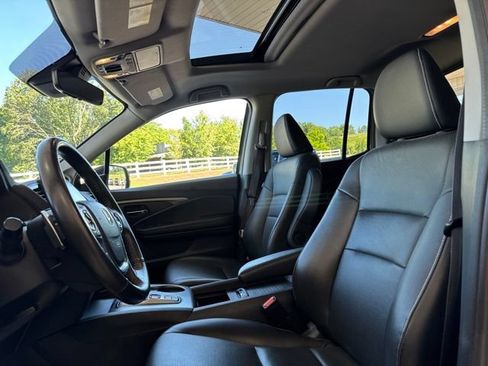 Used 2023 Honda Ridgeline RTL image 3