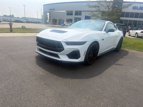 Used 2024 Ford Mustang GT Premium w/ GT Performance Package RWD image 9