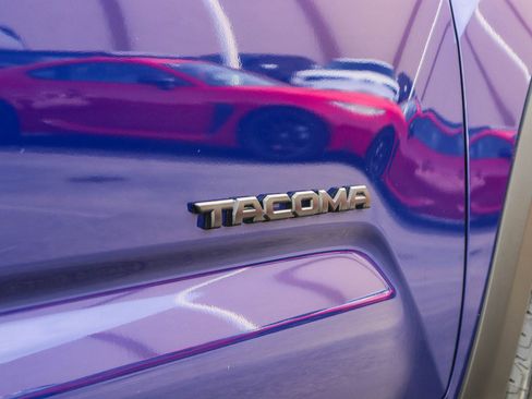 Used 2023 Toyota Tacoma SR5 w/ SX Package image 7