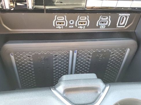 New 2025 RAM 2500 Rebel w/ Rebel Level 2 Equipment Group image 30