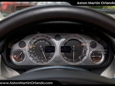 Used 2009 Aston Martin V8 Vantage Roadster RWD image 6