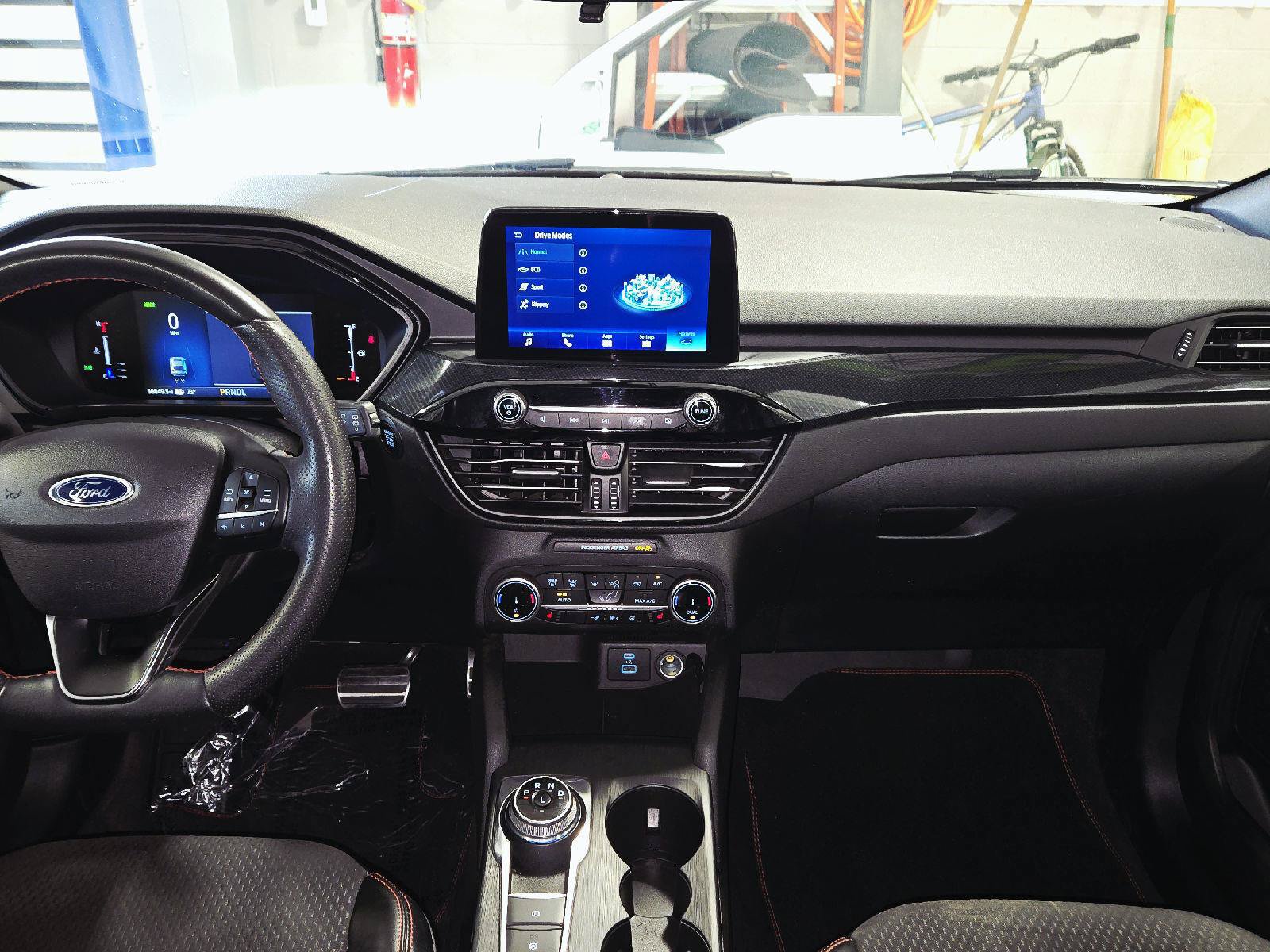 Certified 2023 Ford Escape ST-Line Select AWD/4WD image 45