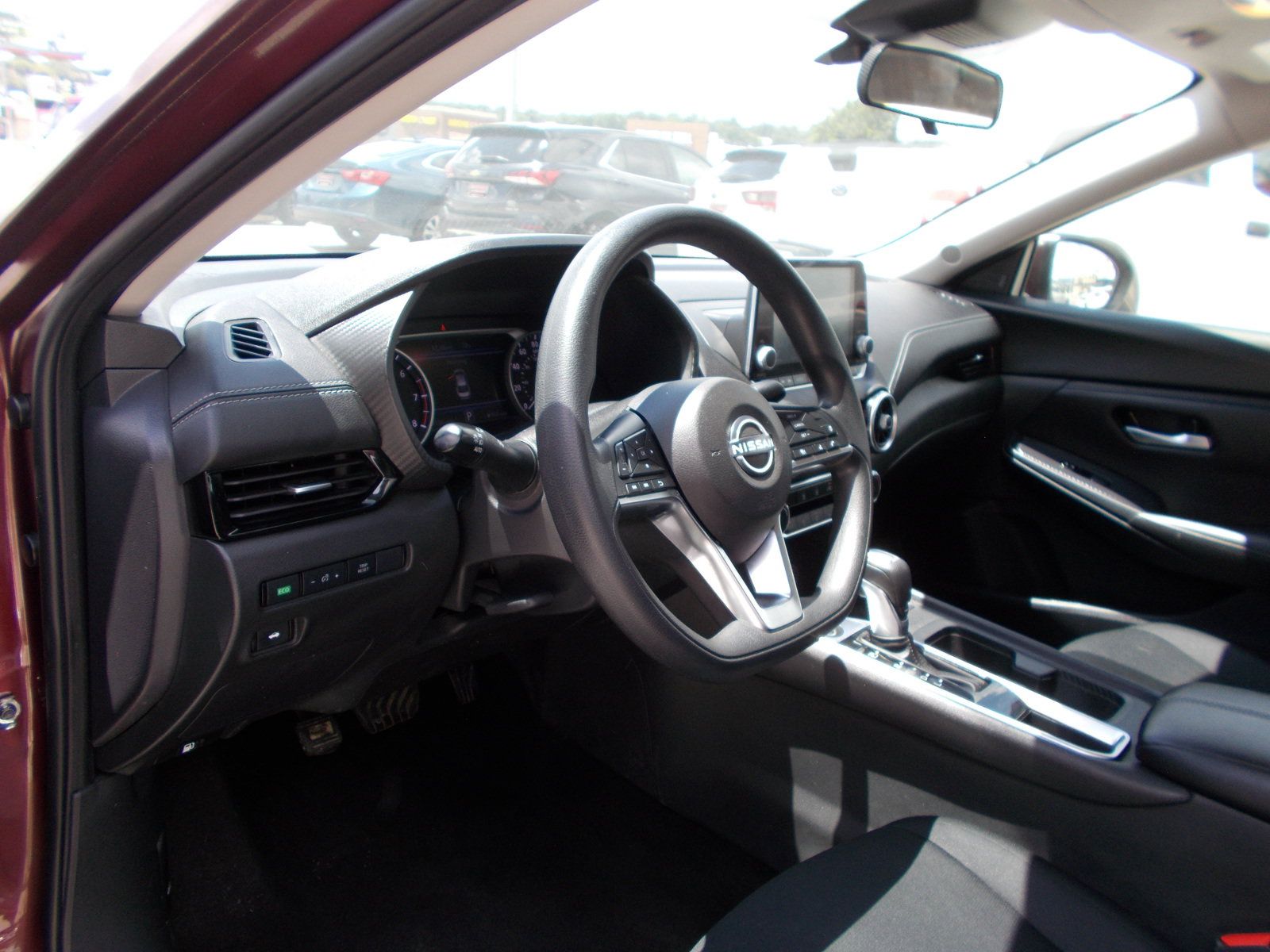 Used 2024 Nissan Sentra SV FWD image 12
