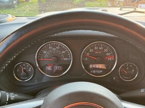 Used 2018 Jeep Wrangler Unlimited Rubicon AWD/4WD image 22