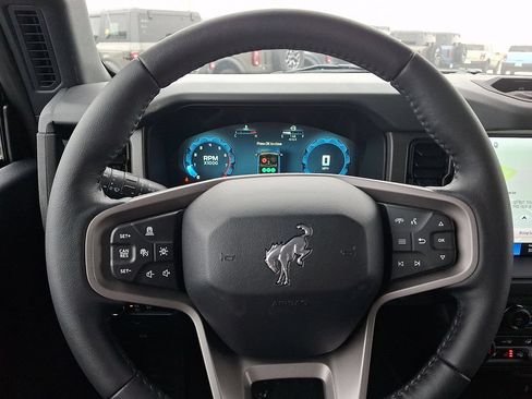 New 2026 Ford Bronco Badlands AWD/4WD image 14