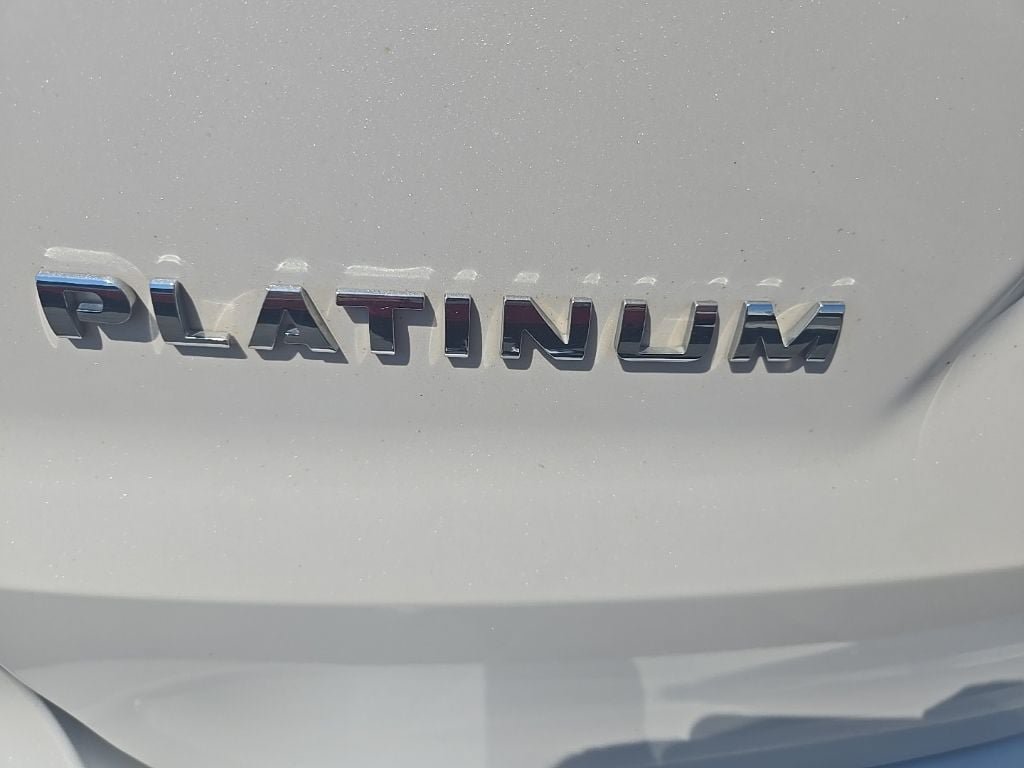 Used 2016 Ford Explorer Platinum AWD/4WD image 42