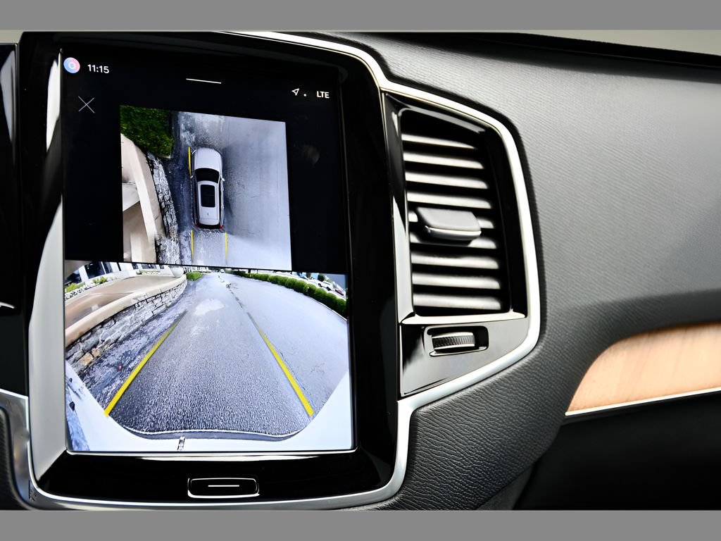 Used 2024 Volvo XC90 B6 Plus w/ Protection Package Premier AWD/4WD image 22