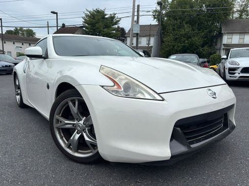 Used 2012 Nissan 370Z Touring w/ Sport Pkg image 6