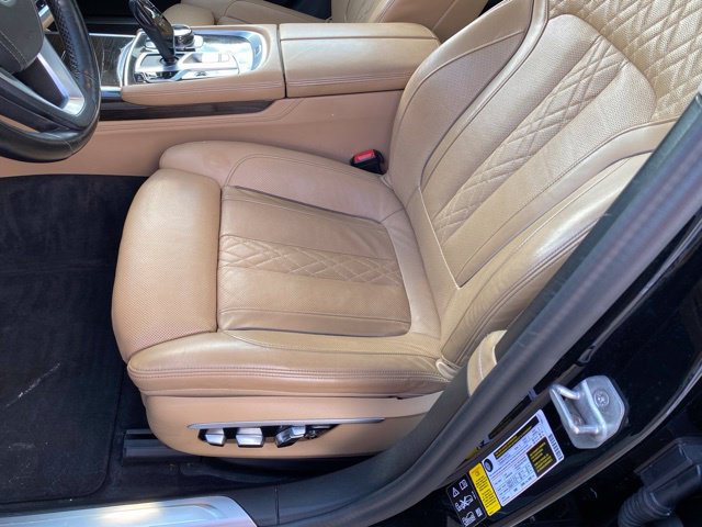 Used 2016 BMW 750i xDrive AWD/4WD image 17