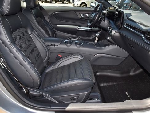 Certified 2025 Ford Mustang GT Premium image 18