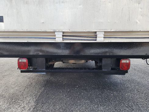 Used 2007 Chevrolet Express 3500 image 6