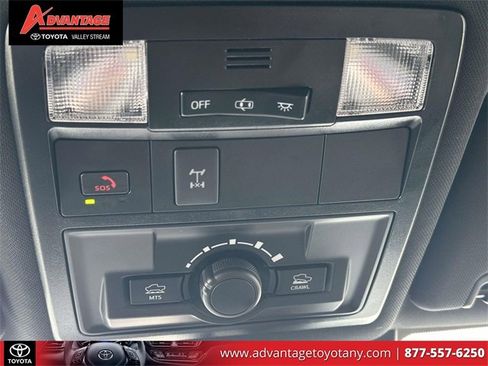 Certified 2023 Toyota Tacoma TRD Off-Road image 36