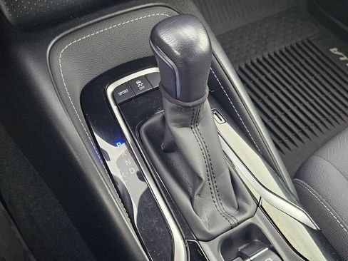 Used 2022 Toyota Corolla Hatchback image 18